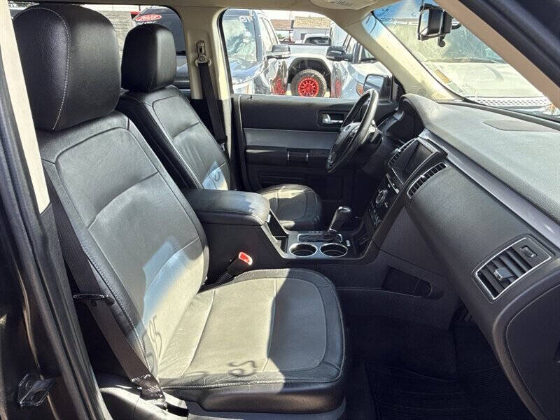 Used 2014 Ford Flex Limited w/ Equipment Group 303A AWD/4WD image 26