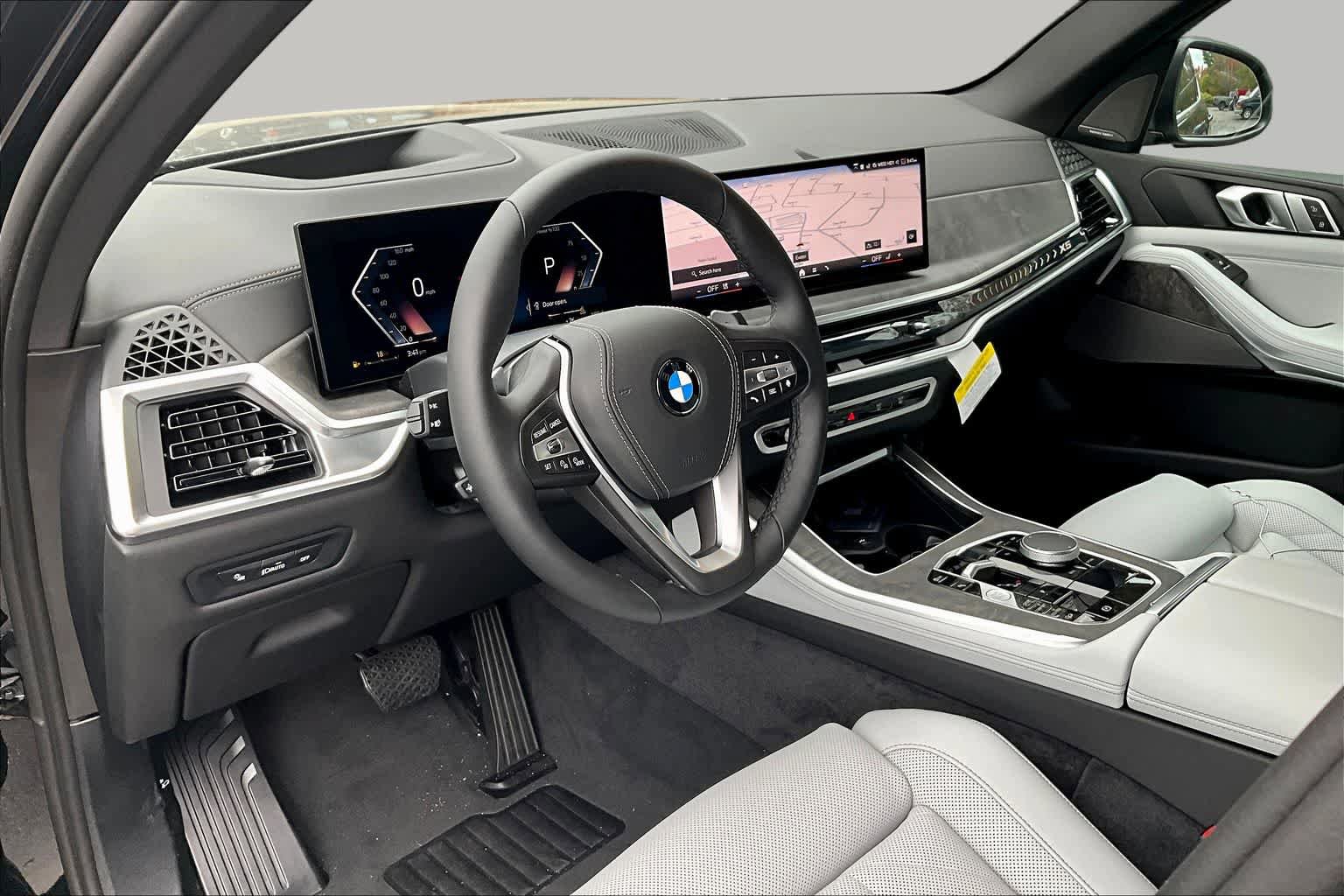 New 2026 BMW X5 xDrive40i w/ Premium Package AWD/4WD image 8