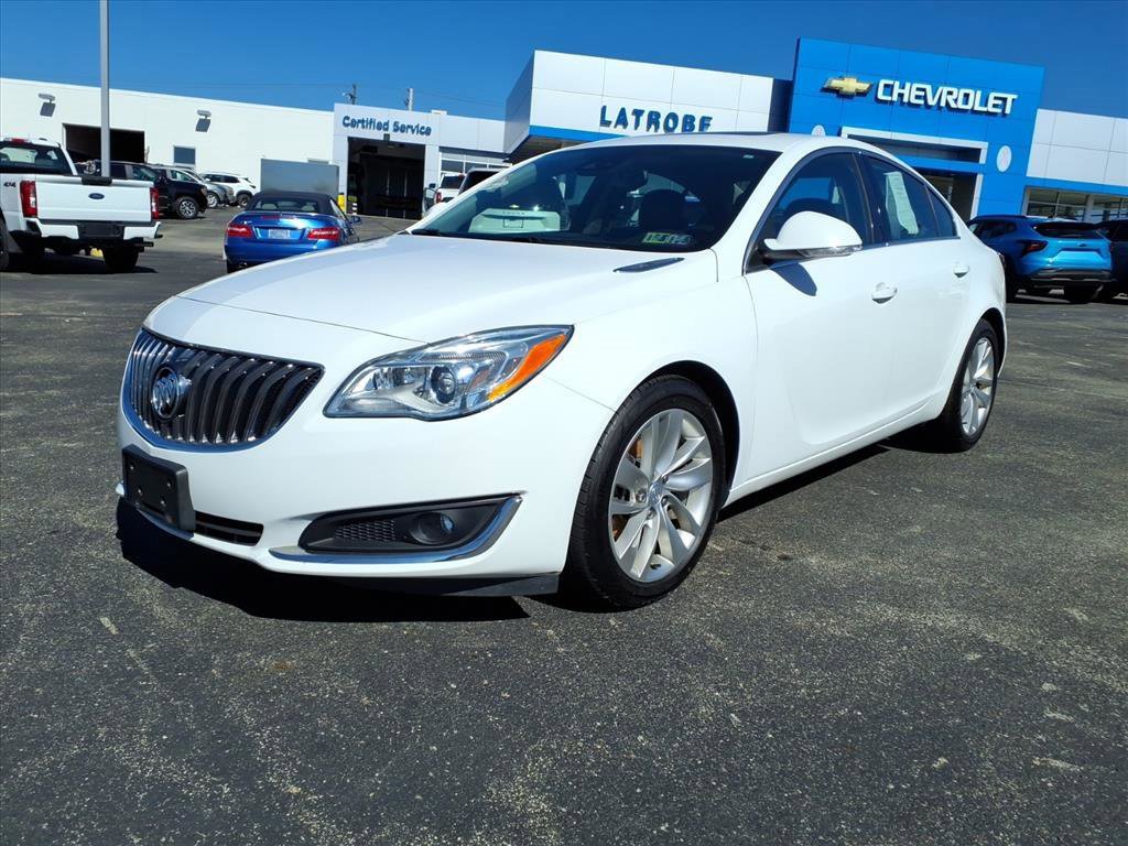Used 2016 Buick Regal Premium w/ Driver Confidence Package #1