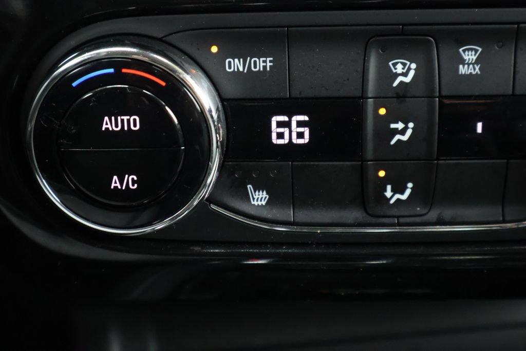 Used 2024 Chevrolet TrailBlazer LT w/ Convenience Package AWD/4WD image 21