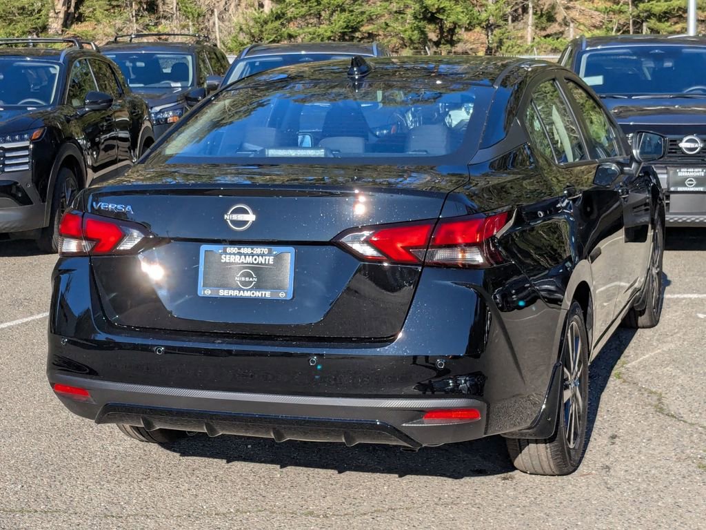 New 2025 Nissan Versa SV w/ Trunk Package FWD image 5