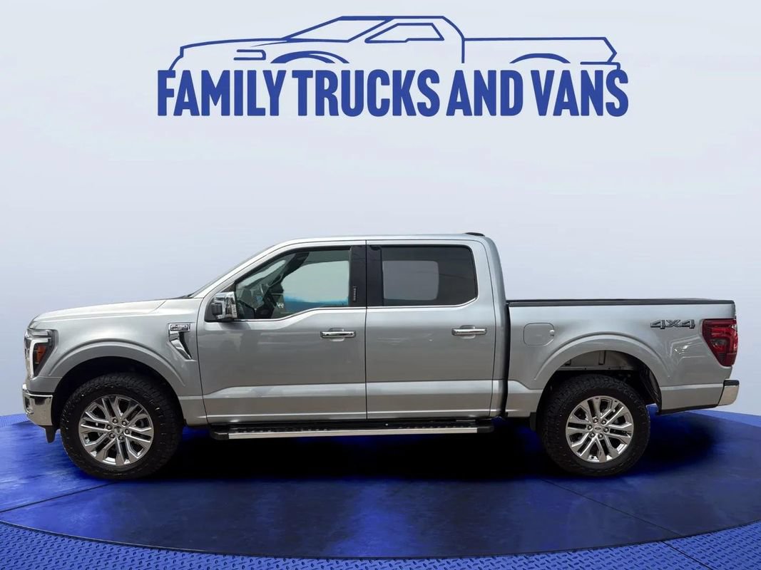 Used 2024 Ford F150 Lariat AWD/4WD image 2