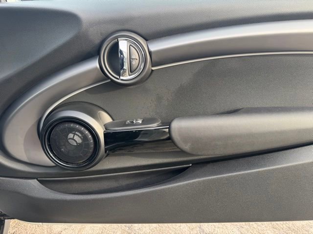 Used 2023 MINI Cooper SE image 28