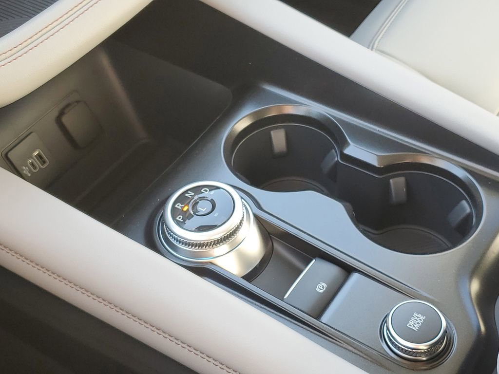 New 2026 Ford Explorer Active w/ Active Comfort Package image 24