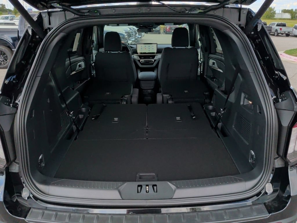 New 2027 Ford Explorer Active RWD image 41