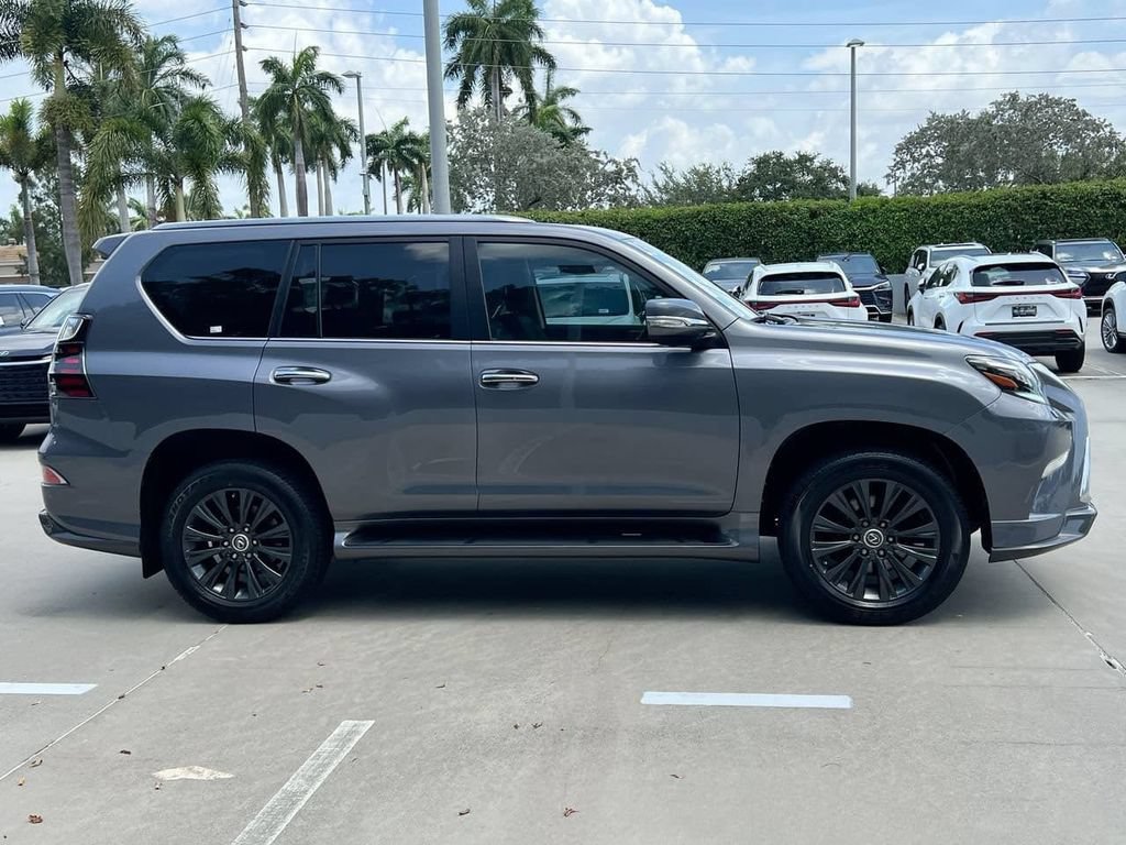 Certified 2023 Lexus GX 460 Premium w/ Accessory Package AWD/4WD image 8