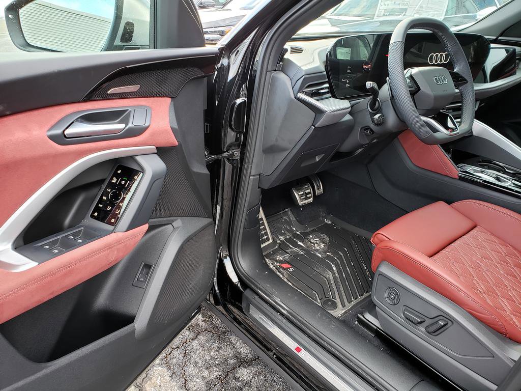 New 2025 Audi SQ5 Premium Plus image 6