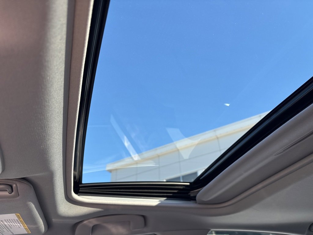 Used 2023 Toyota Camry SE w/ Cold Weather Package image 28