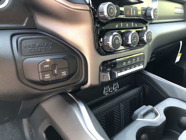 New 2026 RAM 3500 Big Horn AWD/4WD image 31