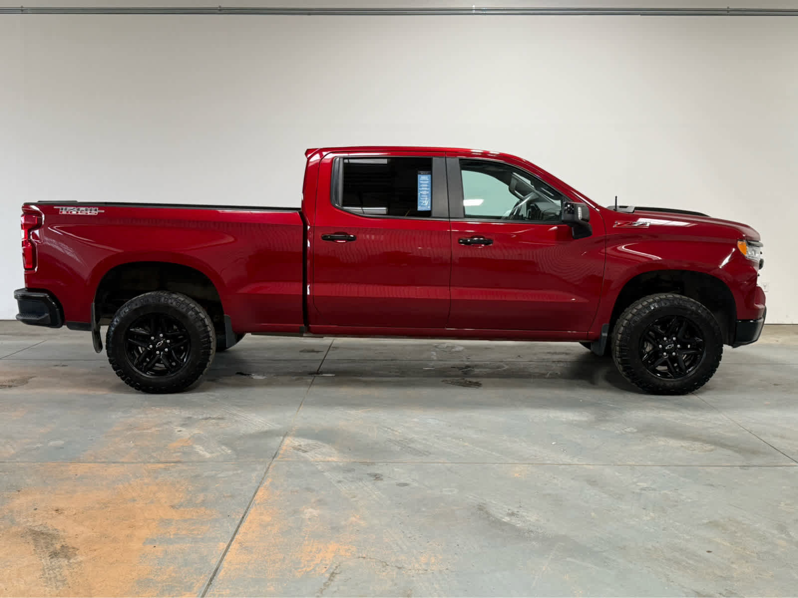 Certified 2022 Chevrolet Silverado 1500 LT Trail Boss w/ LT Trail Boss Premium Package AWD/4WD image 6