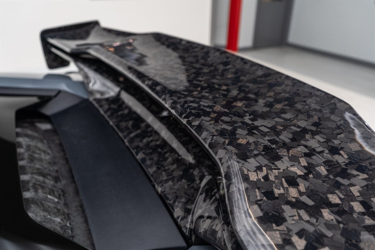 Used 2017 Lamborghini Huracan LP 610-4 AWD/4WD image 92