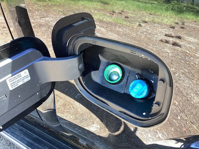 New 2026 GMC Sierra 1500 Denali w/ Technology Package image 23