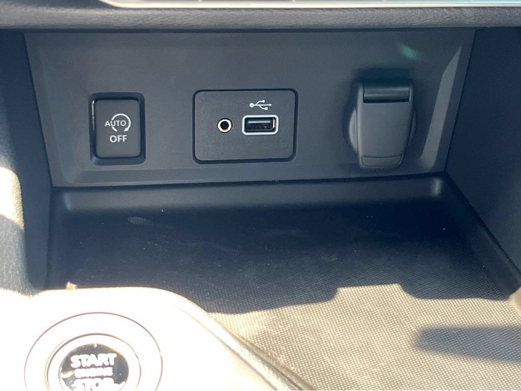 Used 2024 Nissan Sentra S FWD image 25