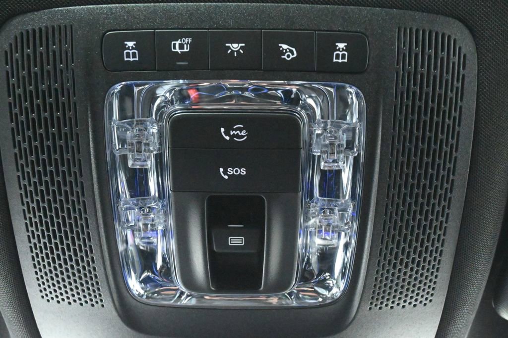 Certified 2026 Mercedes-Benz GLB 250 4MATIC image 21