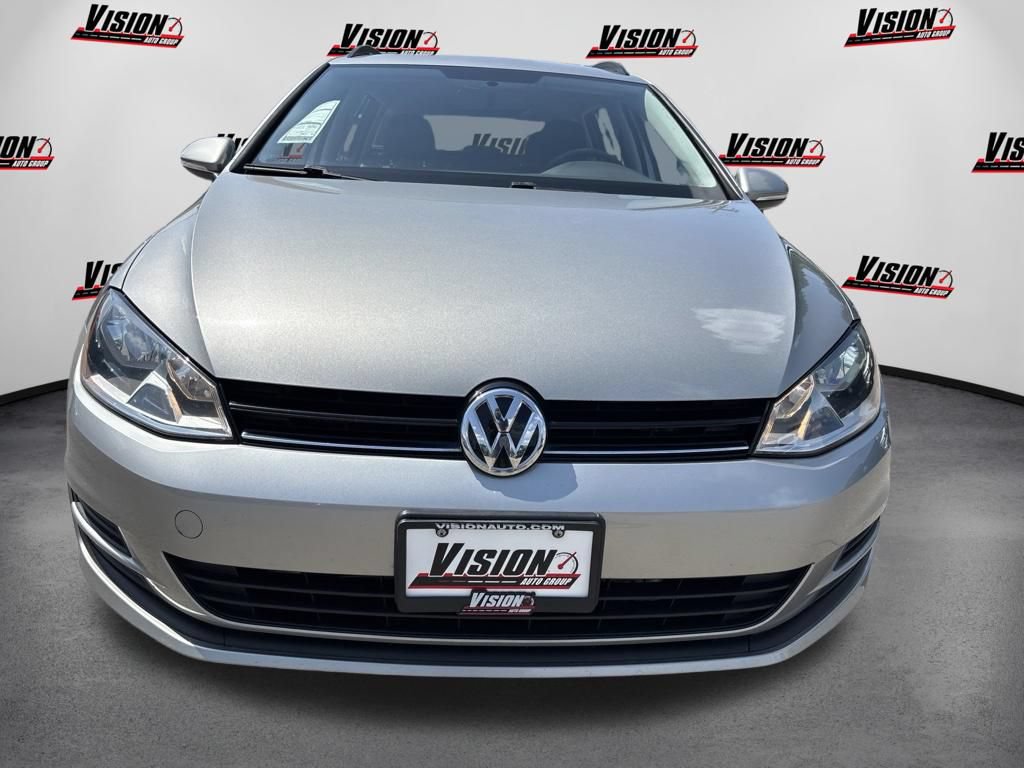 Used 2017 Volkswagen Golf S AWD/4WD image 2