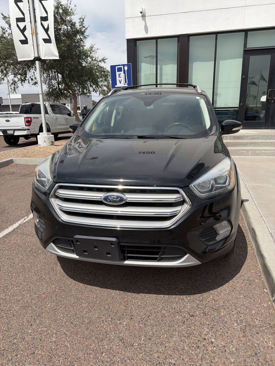 Used 2017 Ford Escape Titanium image 7
