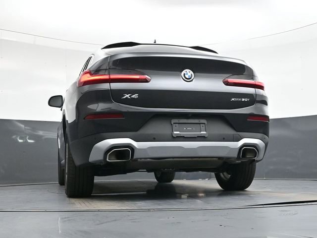 Used 2025 BMW X4 xDrive30i AWD/4WD image 38