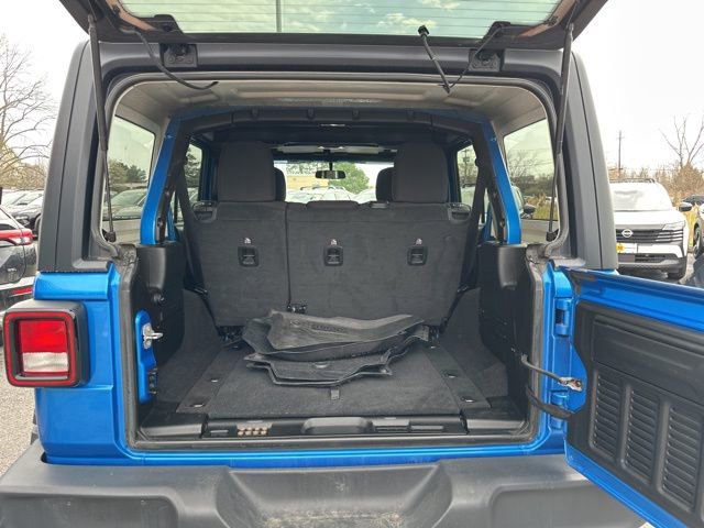 Used 2023 Jeep Wrangler Sport S AWD/4WD image 8