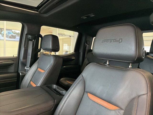 Used 2024 GMC Sierra 1500 AT4 w/ Technology Package image 18