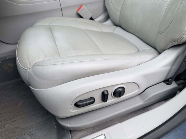 Used 2019 GMC Acadia SLT image 15