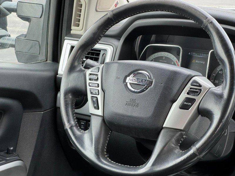 Used 2016 Nissan Titan PRO-4X image 12