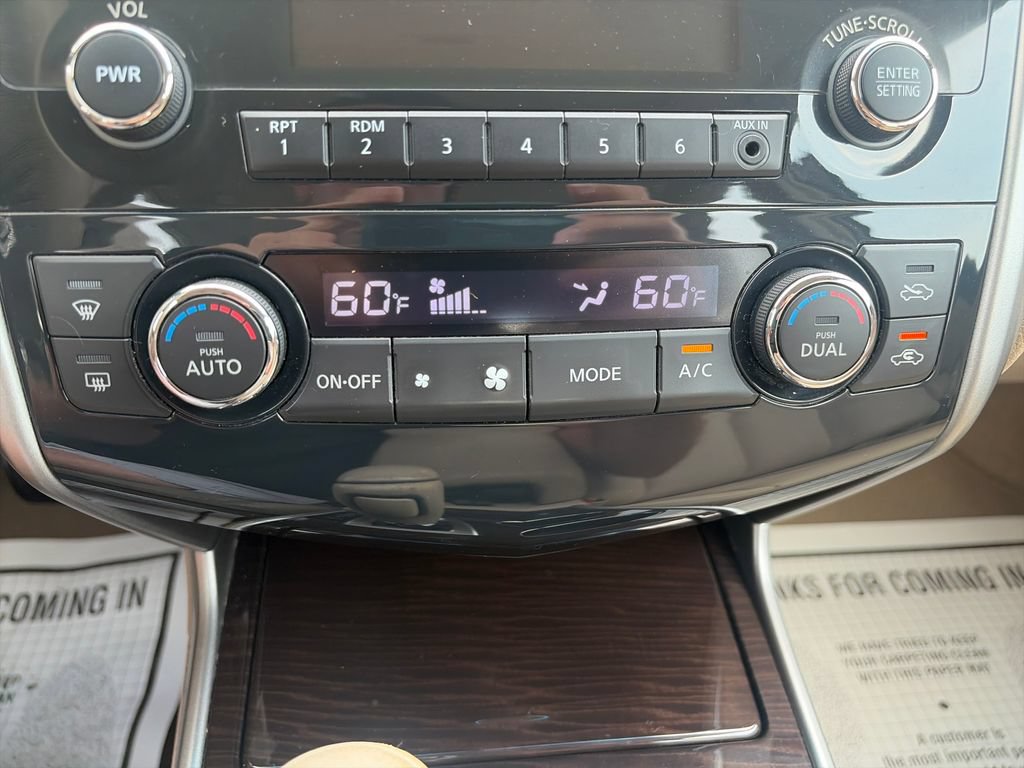 Used 2013 Nissan Altima 2.5 SL FWD image 18
