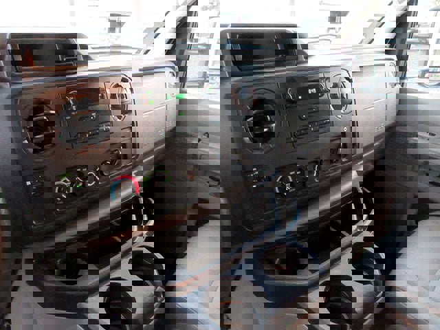 Used 2012 Ford E-350 and Econoline 350 Super Duty w/ PWR Locks & Windows Group image 12