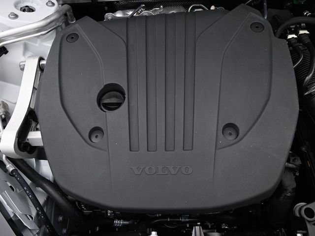 New 2026 Volvo XC60 B5 Plus w/ Protection Package Premier image 36