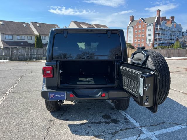 Used 2024 Jeep Wrangler Sahara w/ Technology Group AWD/4WD image 28