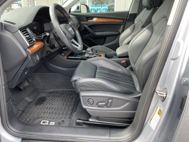 Used 2023 Audi Q5 2.0T Premium Plus w/ Premium Plus Package AWD/4WD image 14
