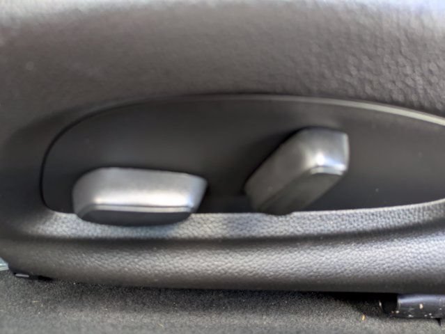 Used 2022 Chevrolet Camaro LT RWD image 22