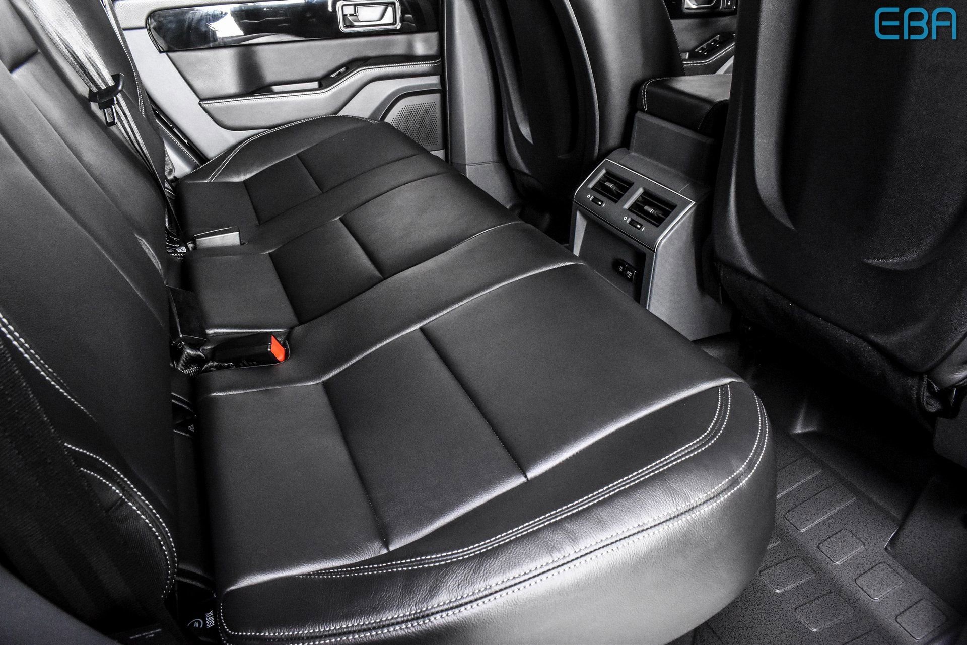 Used 2024 INEOS Grenadier Fieldmaster Edition image 20