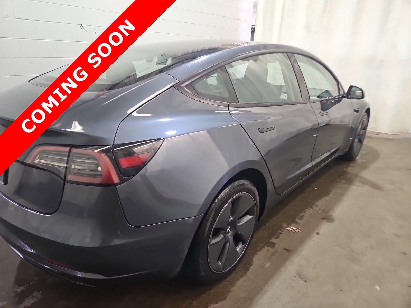 Used 2023 Tesla Model 3 Standard Range RWD image 3
