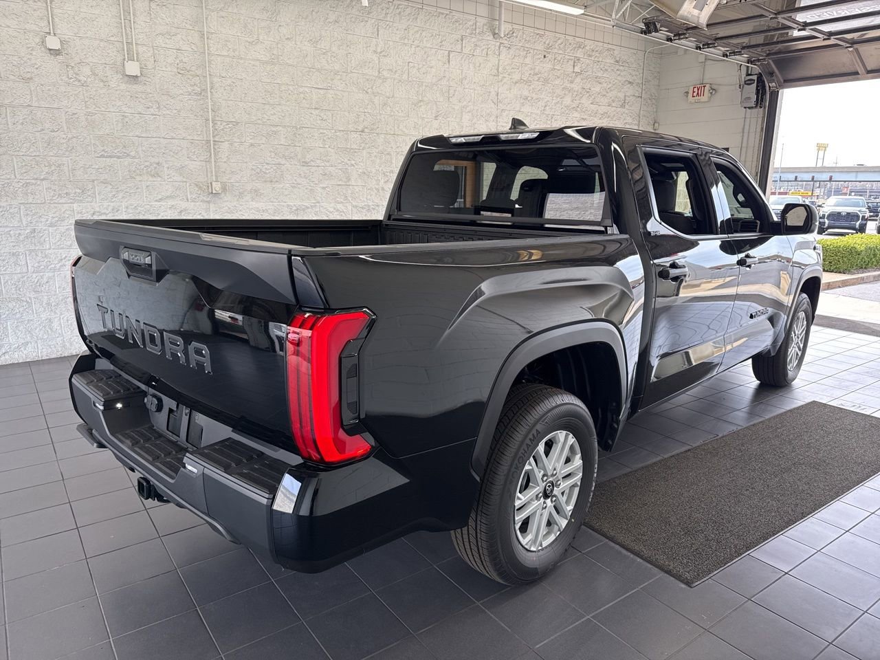 New 2026 Toyota Tundra SR5 image 8