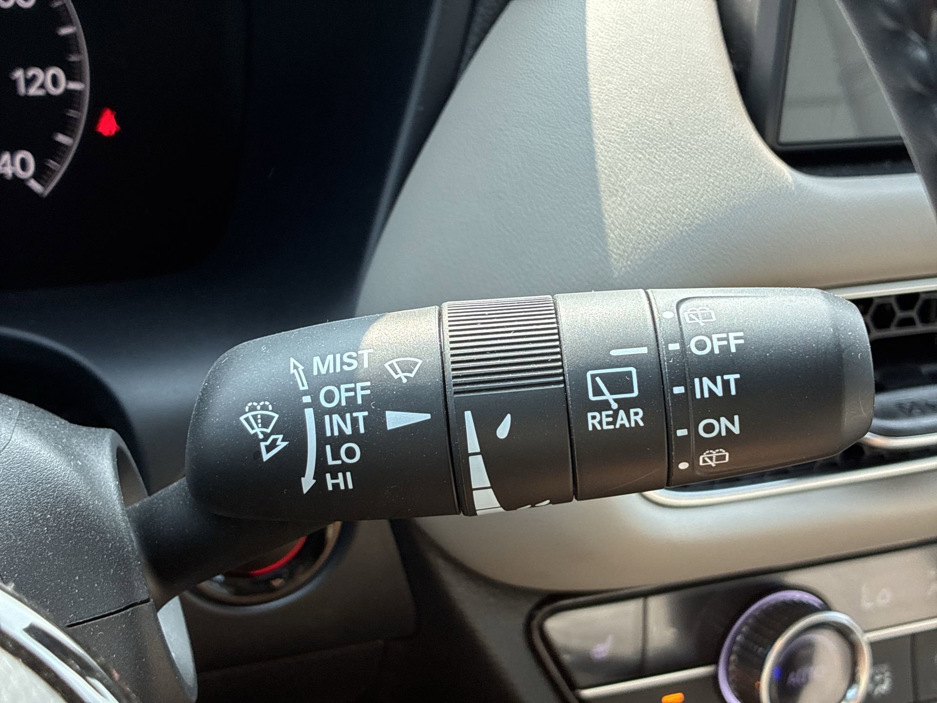 Certified 2026 Honda HR-V EX-L image 28