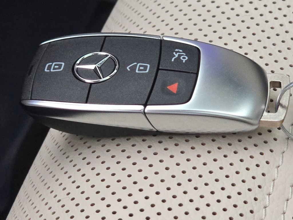 New 2026 Mercedes-Benz GLE 450 4MATIC image 39