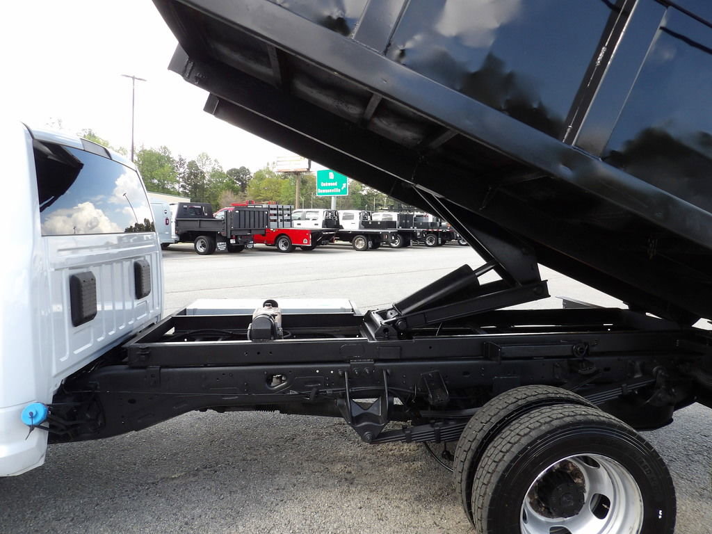 Used 2019 RAM 5500 Tradesman w/ Electrical Accessory Group image 58