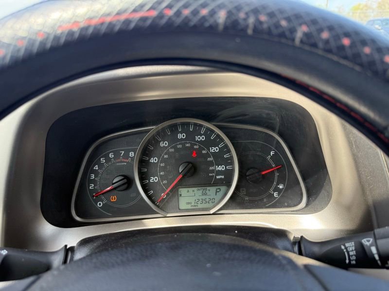 Used 2015 Toyota RAV4 XLE AWD/4WD image 11