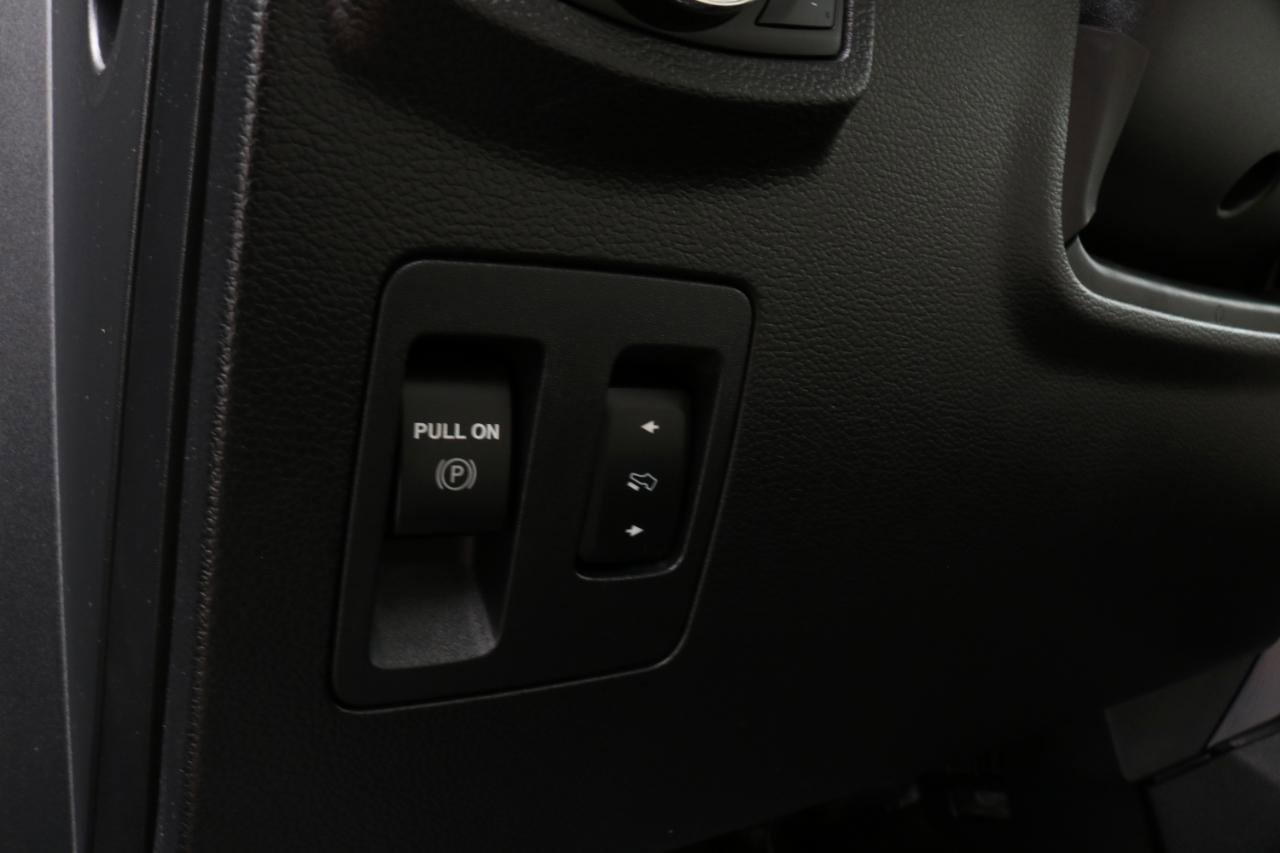 Used 2018 Ford Expedition Max Platinum image 28