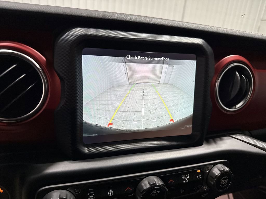 Used 2023 Jeep Wrangler Unlimited Rubicon w/ Xtreme 35 Tire Package AWD/4WD image 15