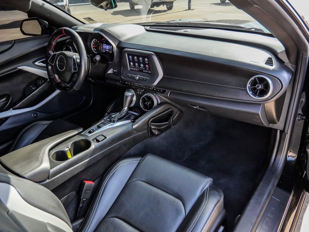 Used 2023 Chevrolet Camaro LT image 15