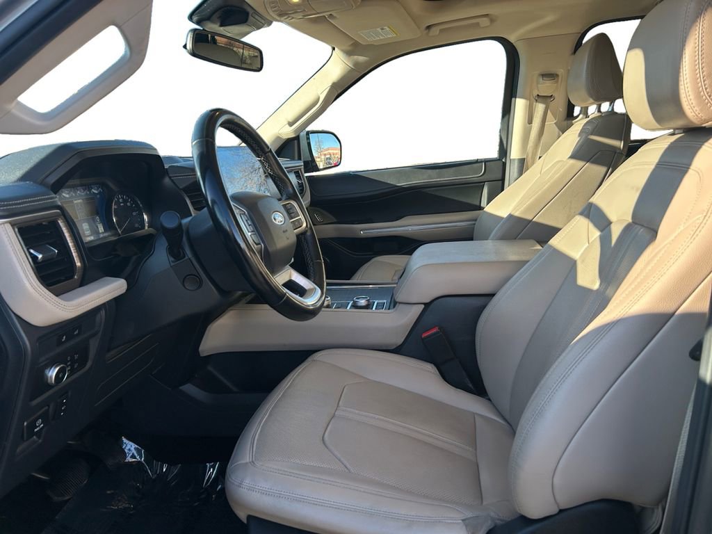 Used 2022 Ford Expedition Max Limited image 9