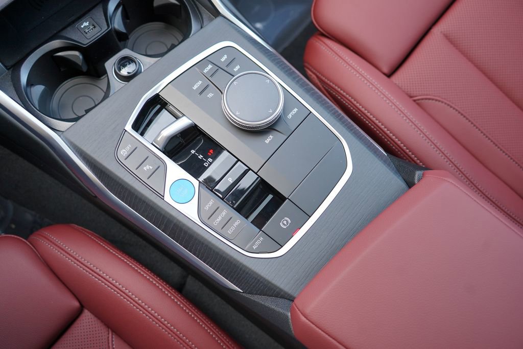 New 2026 BMW i4 eDrive40 w/ Premium Package RWD image 18