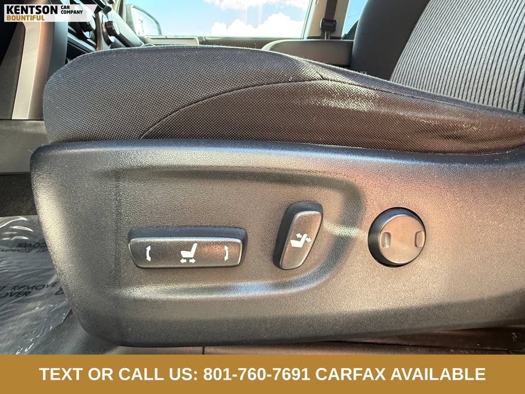 Used 2024 Toyota 4Runner SR5 AWD/4WD image 31