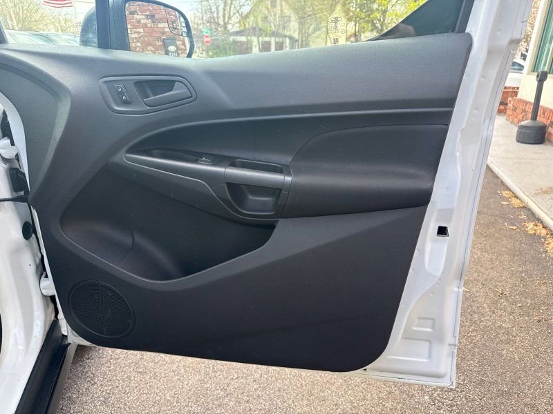 Used 2016 Ford Transit Connect XL image 13