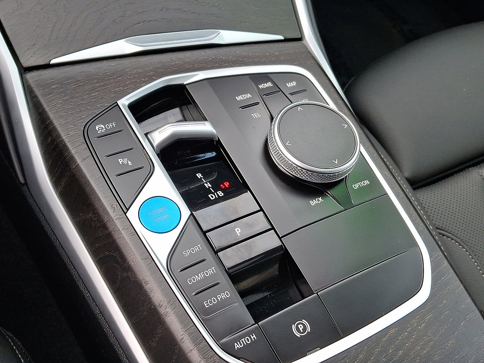 Used 2024 BMW i4 eDrive35 w/ Premium Package image 15