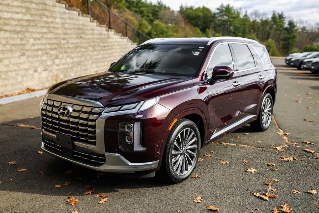 Used 2023 Hyundai Palisade Calligraphy image 10