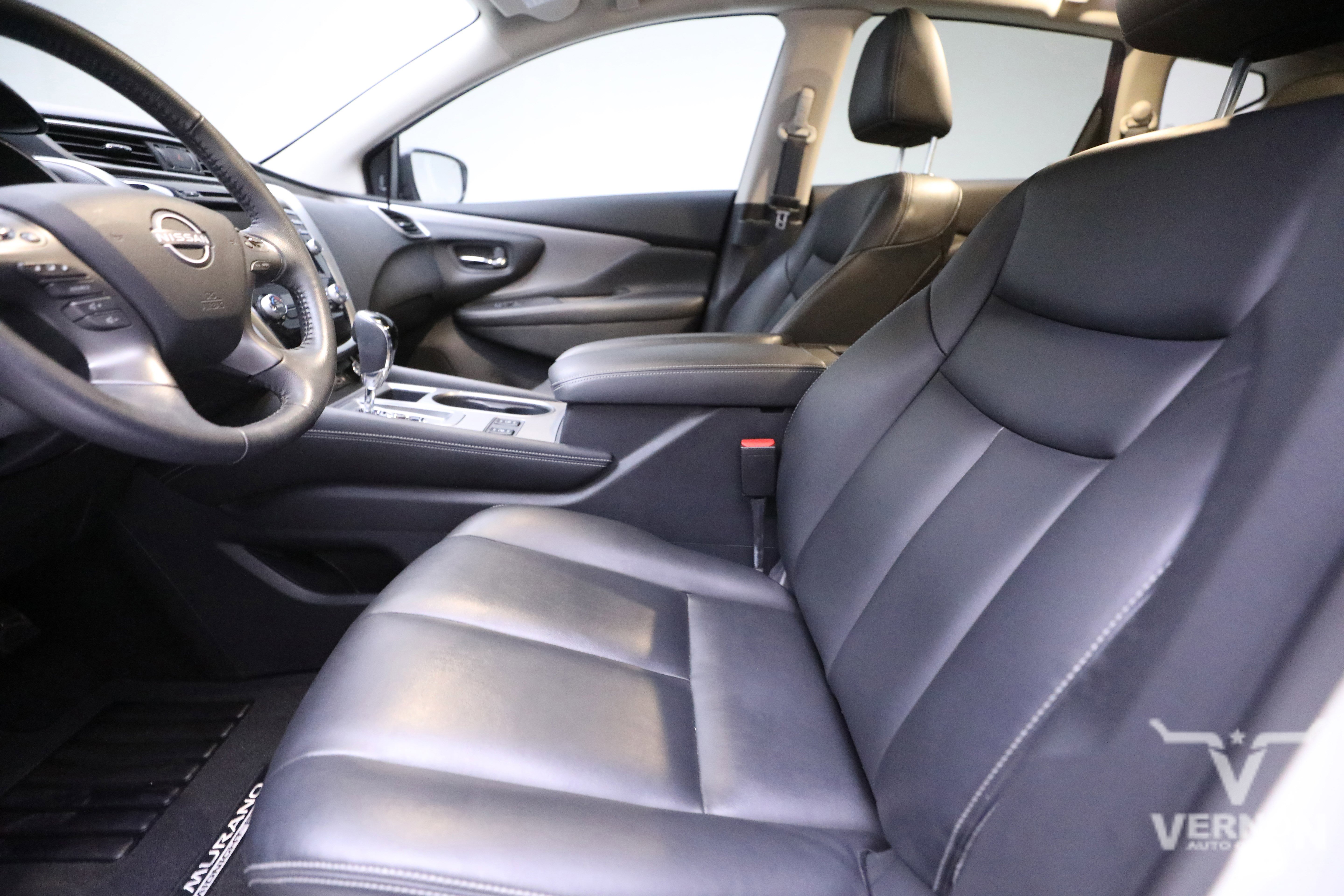 Used 2023 Nissan Murano SV w/ SV Midnight Edition Package image 10