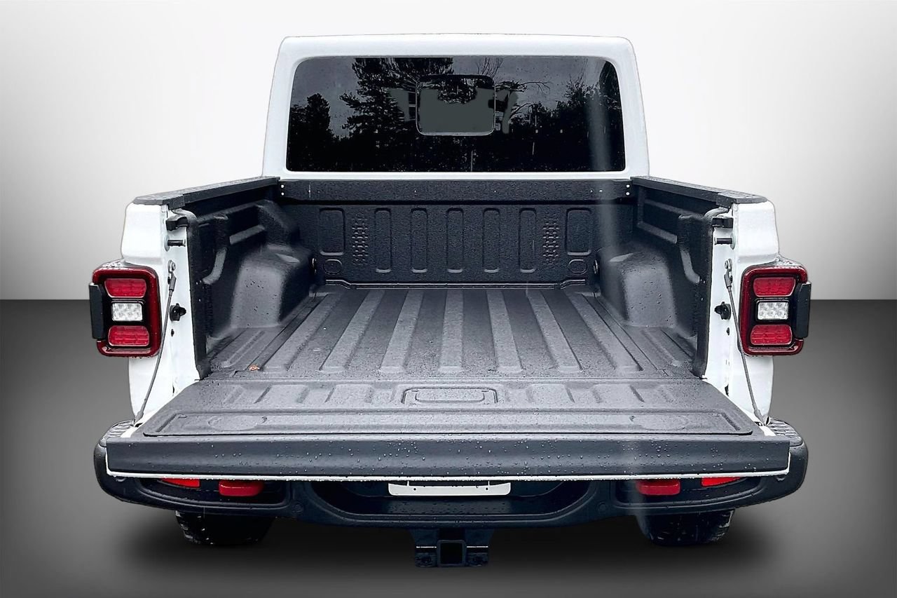 New 2026 Jeep Gladiator Rubicon AWD/4WD image 23