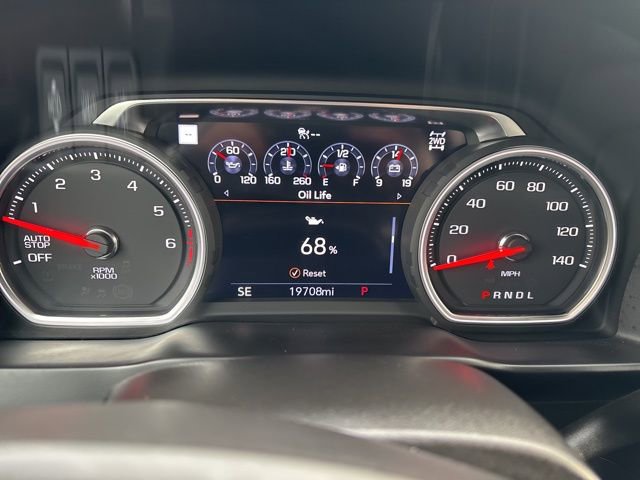 Used 2021 Chevrolet Silverado 1500 High Country w/ Technology Package image 19